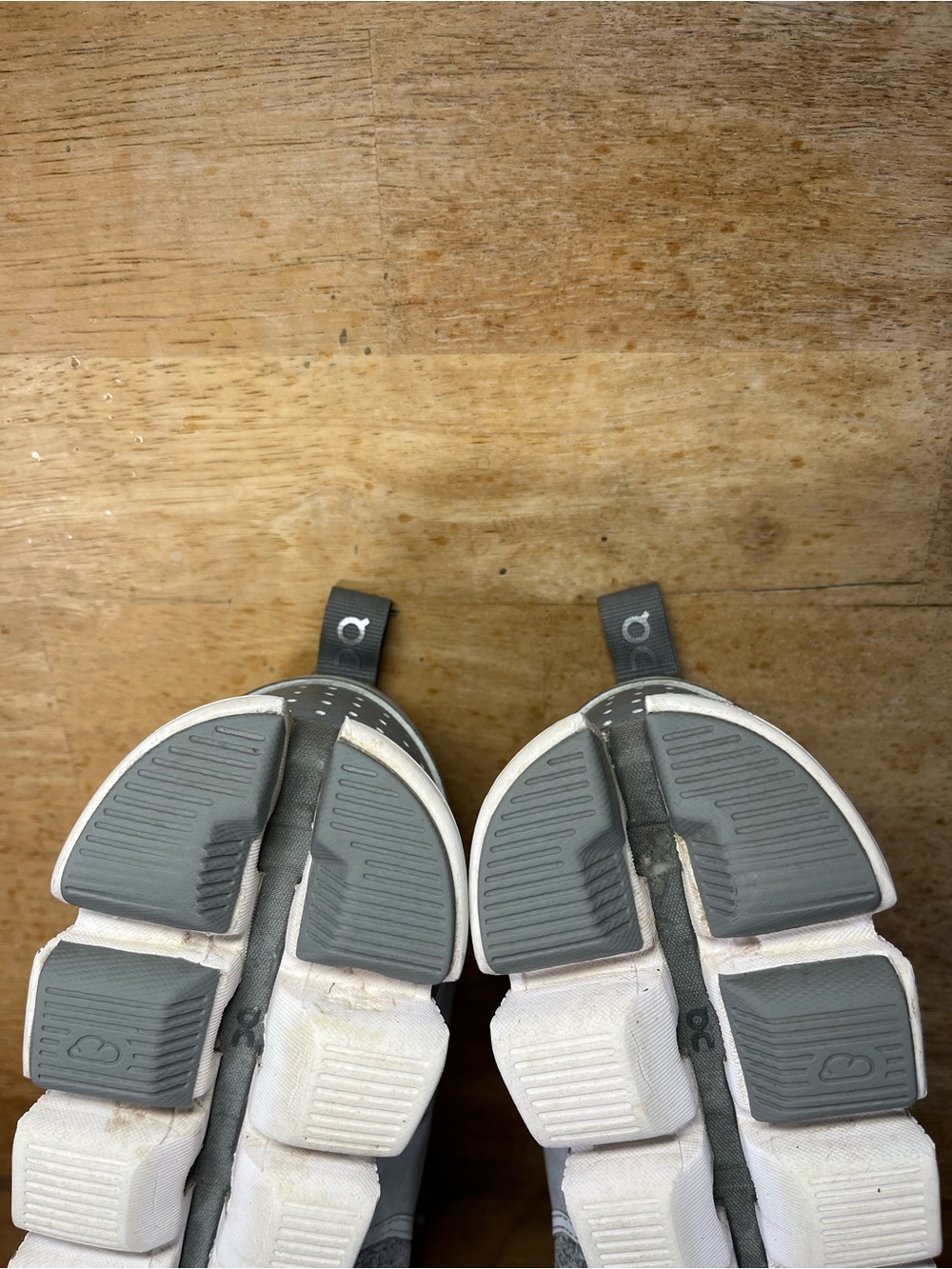 On Cloud 5 Terry REFLECTIVE Womens Size 8.5 Running Shoes Sneakers Gray Silver - Picture 11 of 15
